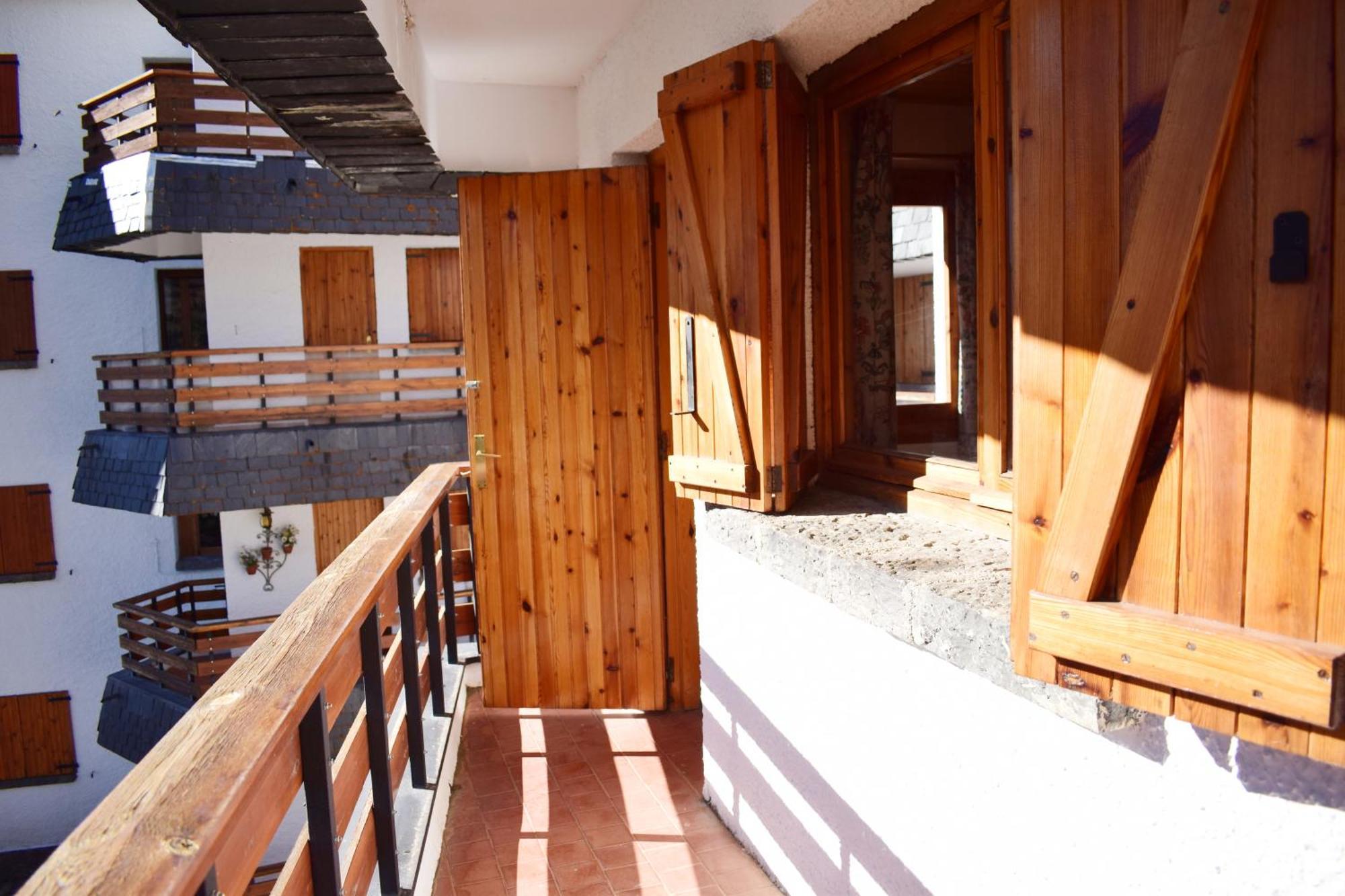 Saliecho Acogedor Apartamento Jardin Y Piscina Sallent de Gállego Kültér fotó